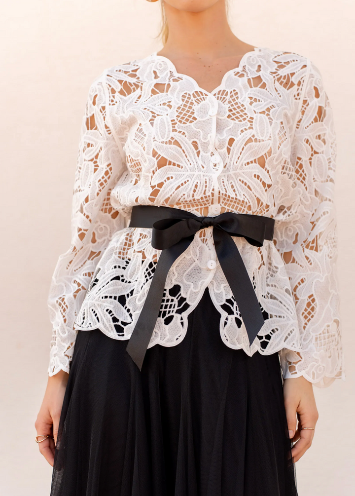 Gilet blouse en dentelle macramé