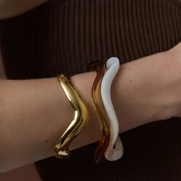 Lot de 2 bracelets en résine ondulée