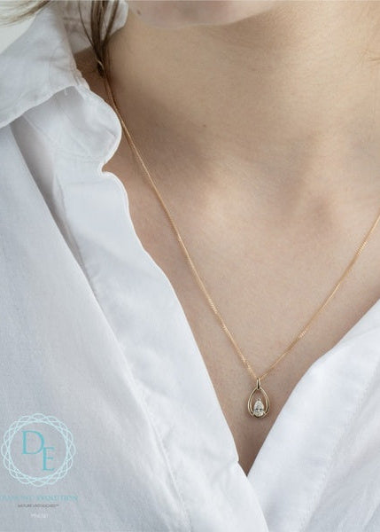 Pendentif en diamant cultivé en laboratoire en or jaune 10 carats