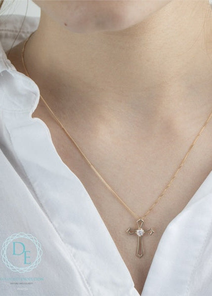 Pendentif en diamant cultivé en laboratoire en or jaune 10 carats