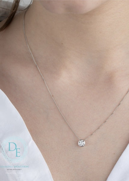 Pendentif en diamant cultivé en laboratoire en or blanc 10 carats