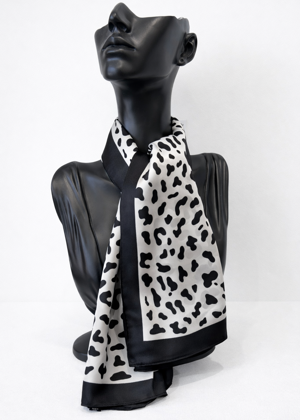 Foulard Léopard Noir & Blanc