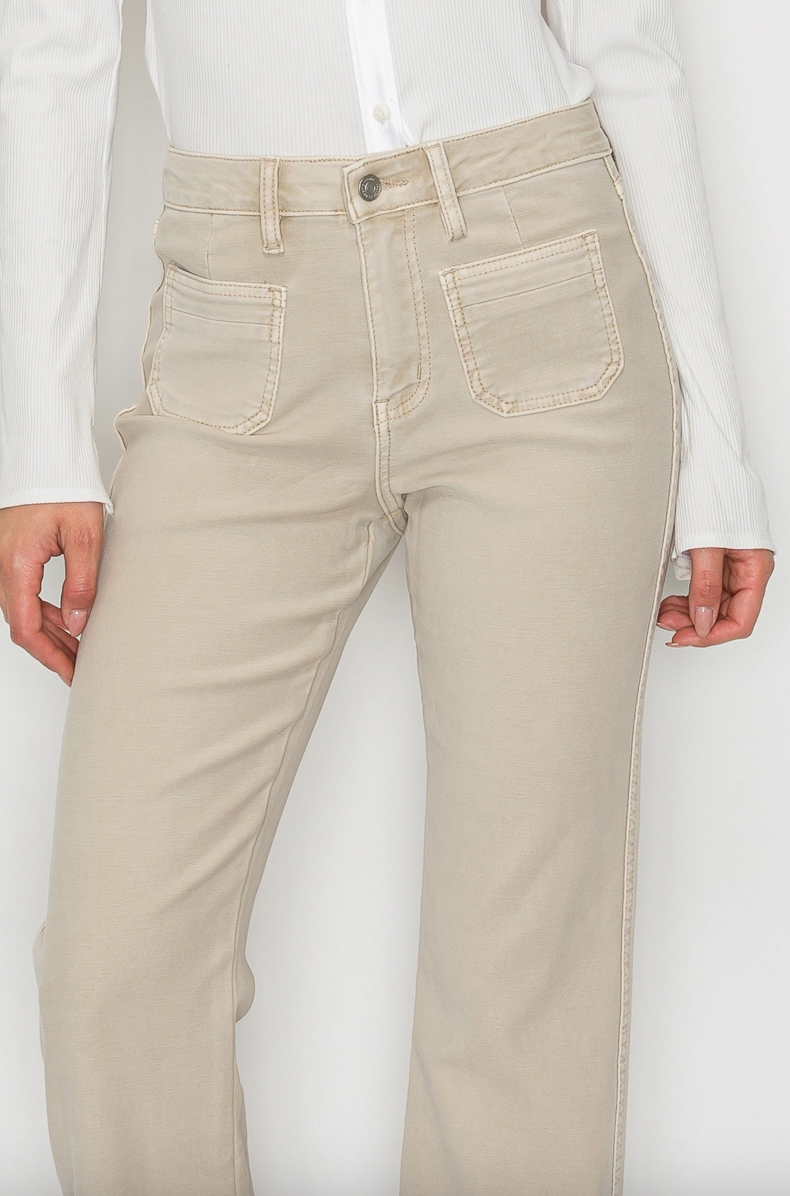 Jean évasé teint en pièce taille haute