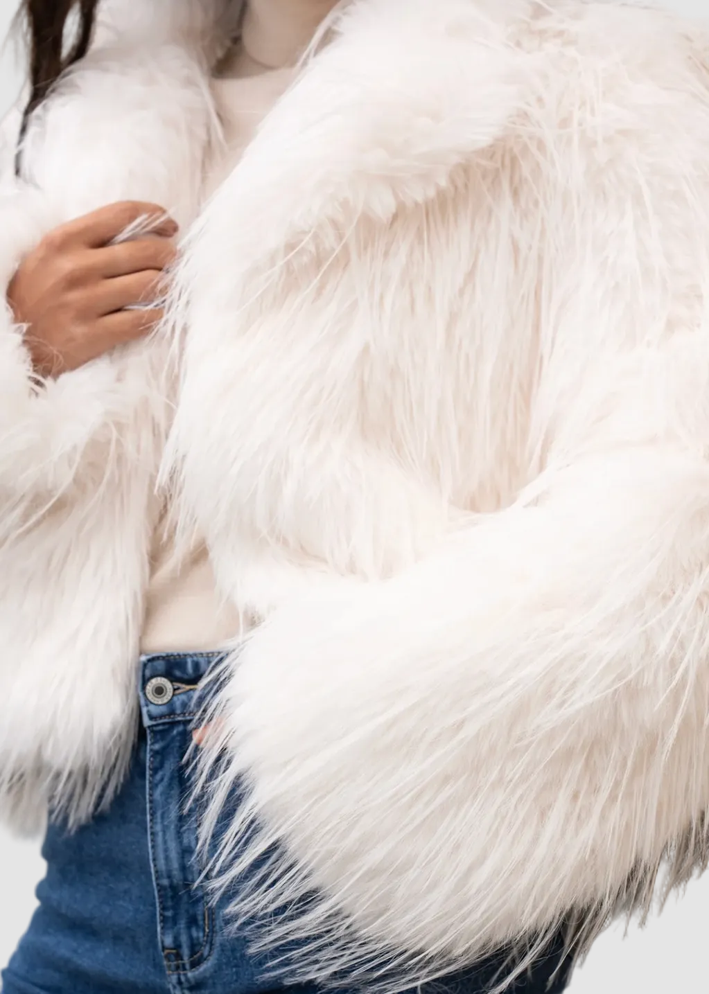 Veste à col en fausse fourrure