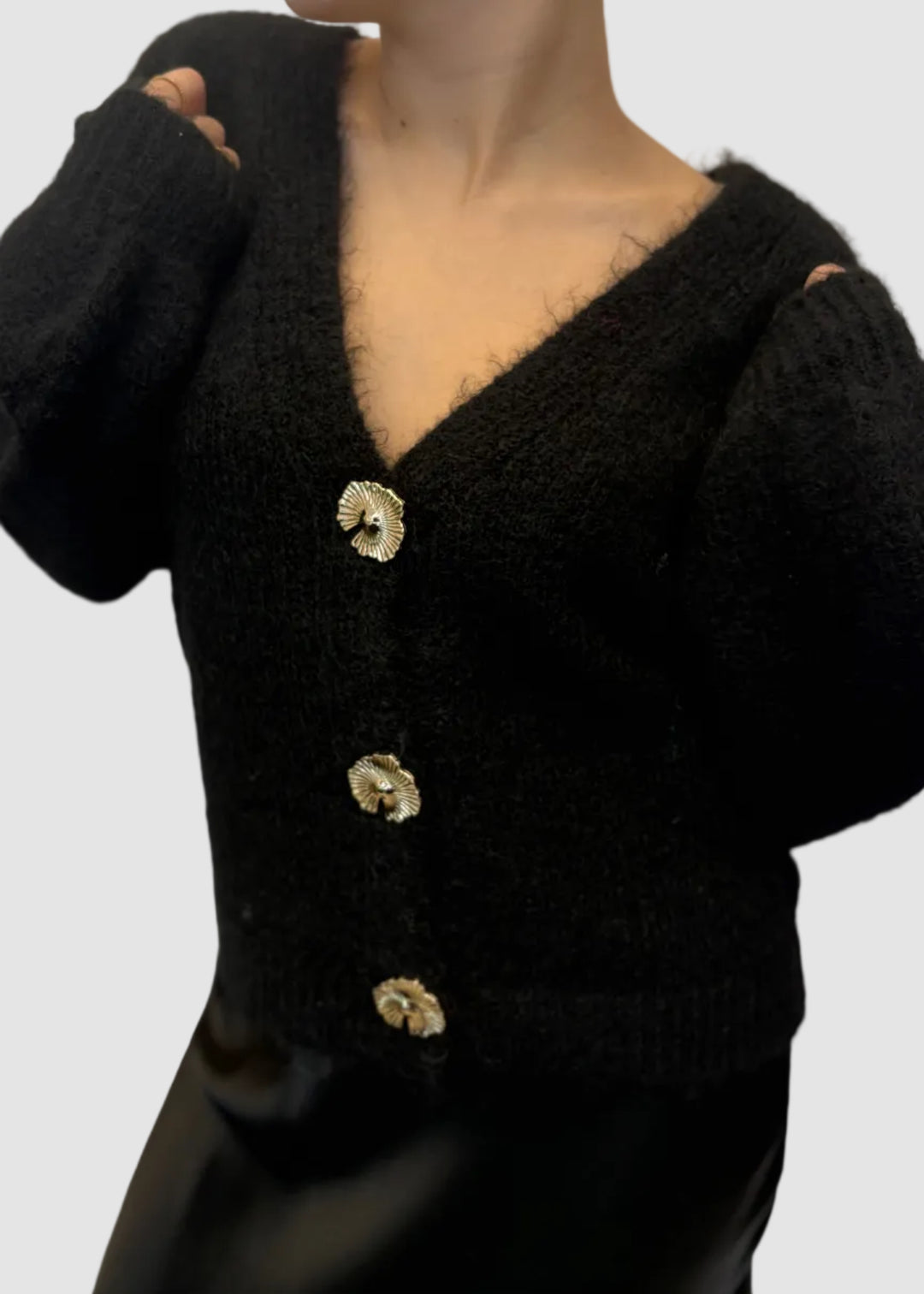 Cardigan avec bouton floral Simona