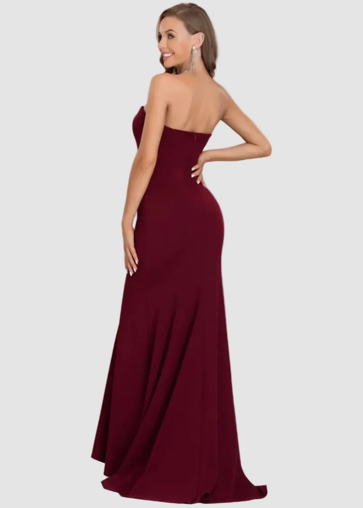 Robe sirène simple, sans bretelles, avec décolleté cœur